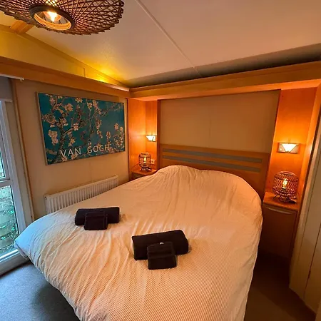 Veluwe - Private Jacuzzi, Pool & Kids Club Hoenderloo
