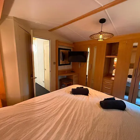 Apartment Veluwe - Private Jacuzzi, Pool & Kids Club *