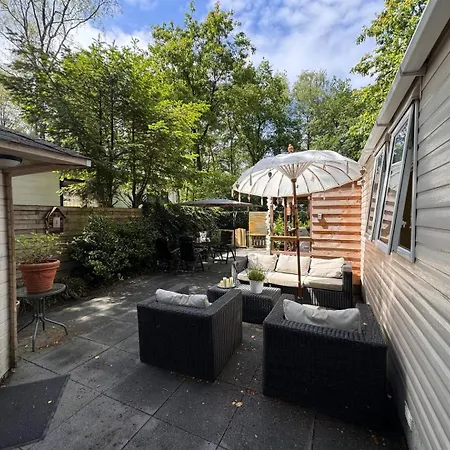 Veluwe - Private Jacuzzi, Pool & Kids Club Apartment Hoenderloo